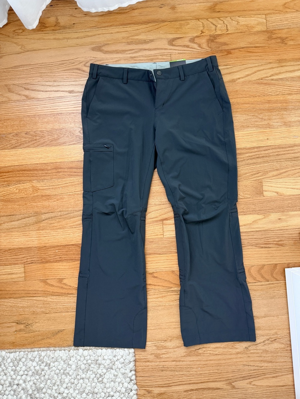 REI Women's roll up pants in dark grey NWT